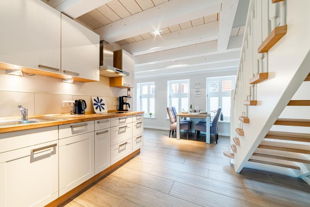 Willa Haus Am Siel 01, Zentral Mit Eigenem Steg Greetsiel Zewnętrze zdjęcie